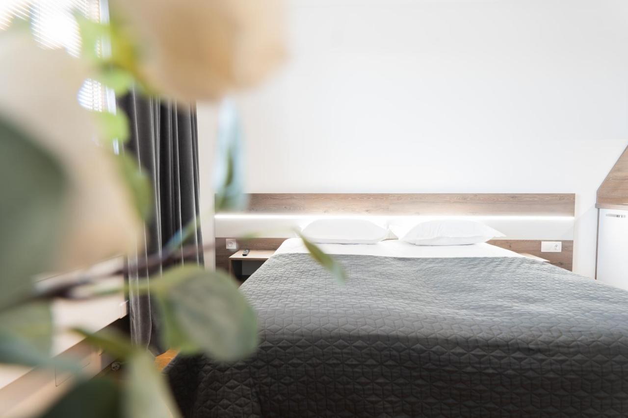 Hotel Triester Виена Екстериор снимка