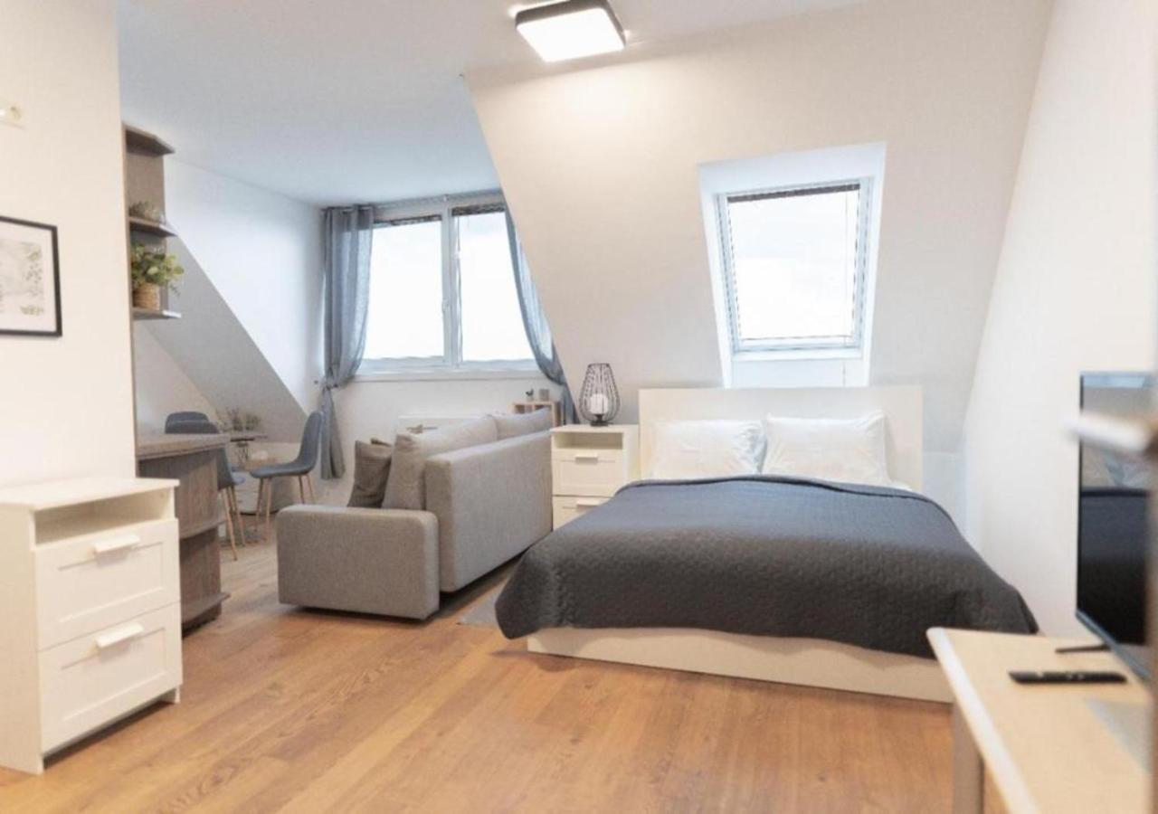Hotel Triester Виена Екстериор снимка
