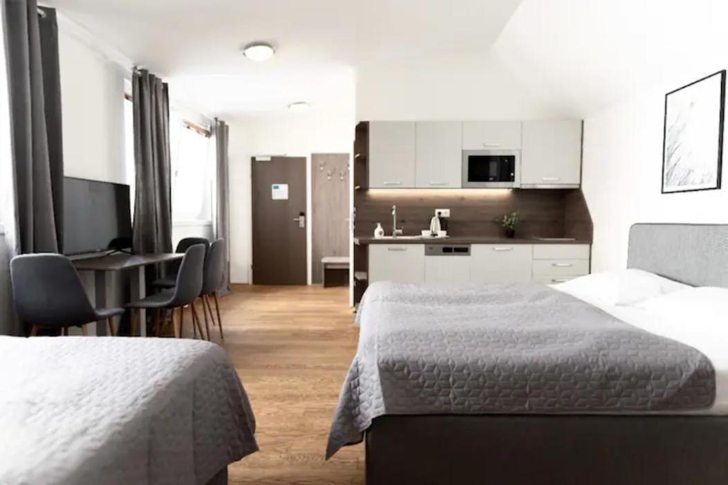 Hotel Triester Виена Екстериор снимка