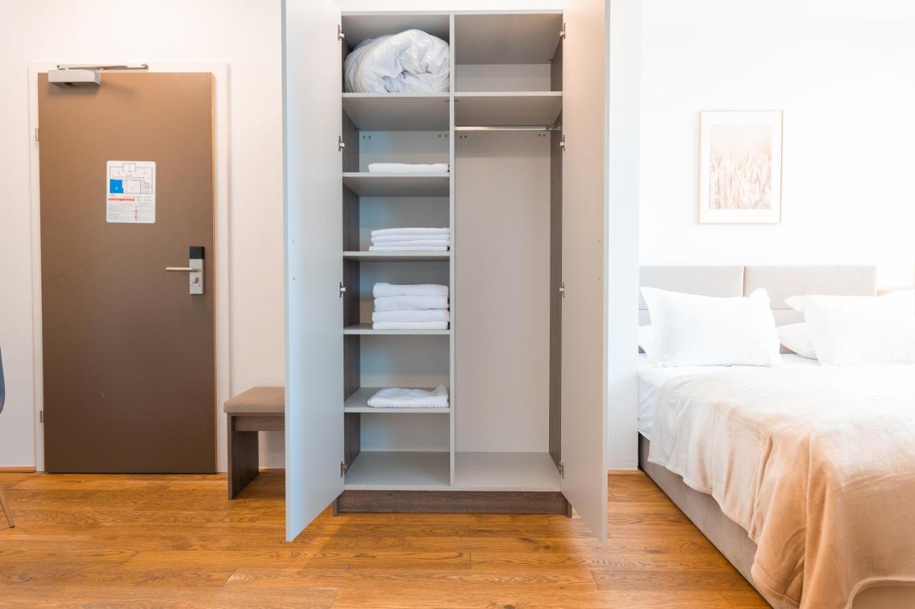 Hotel Triester Виена Екстериор снимка